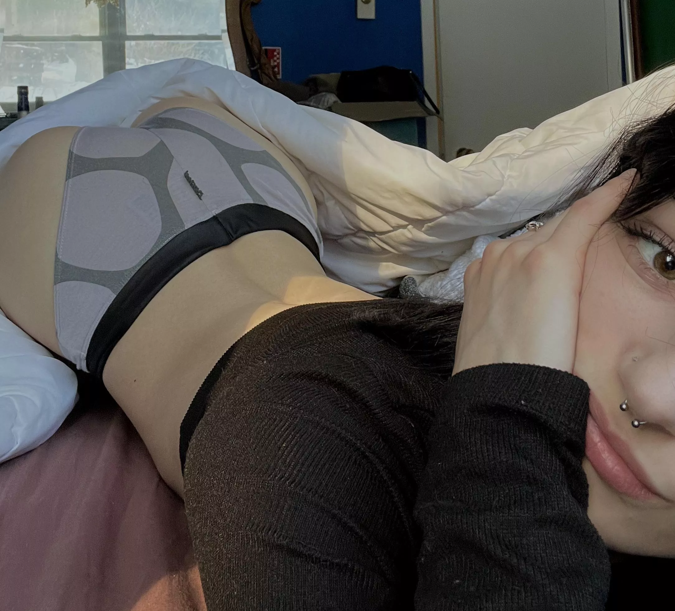 wanna teach me some things? im young:’)