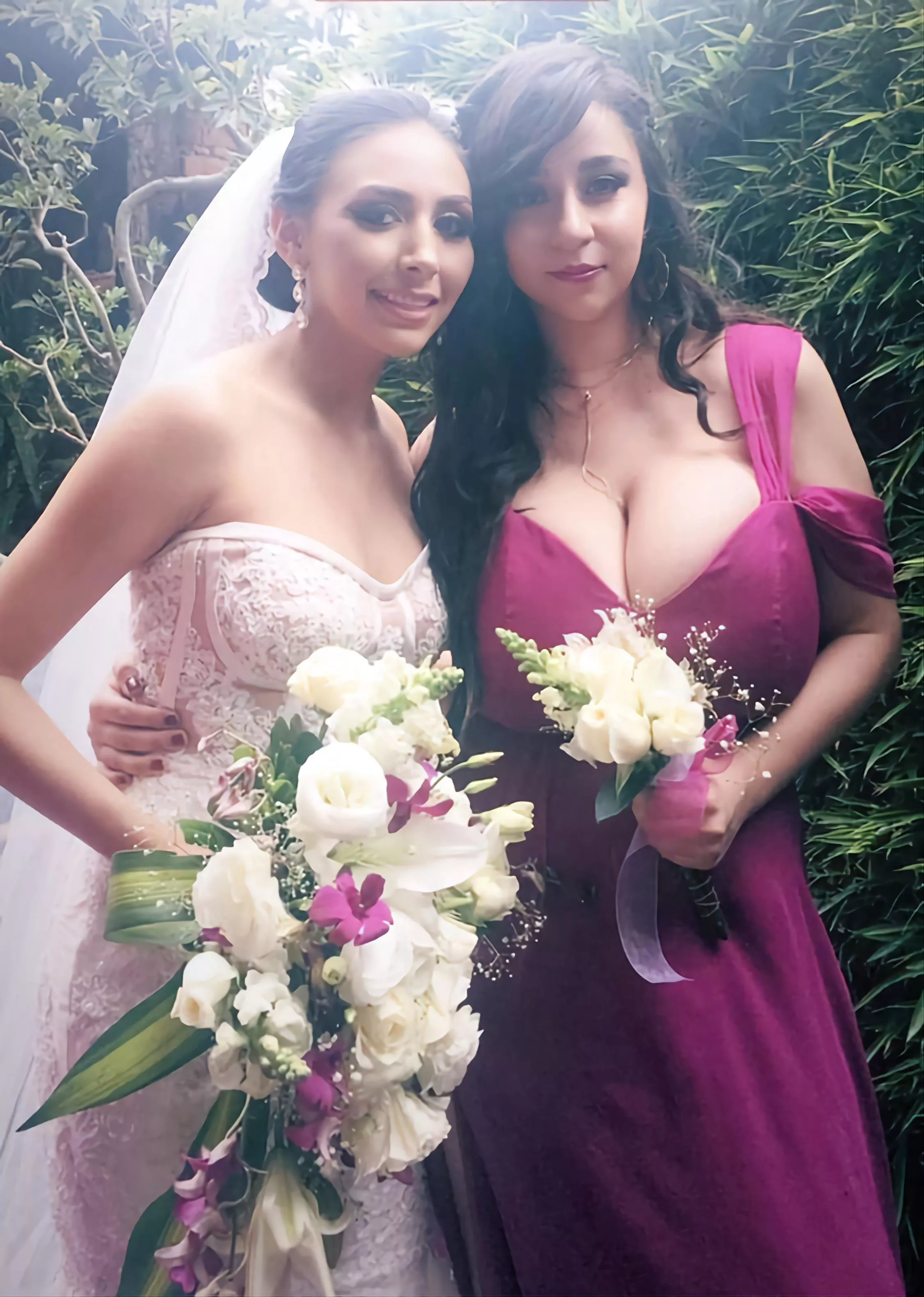 When the bridesmaid is hotter than the married...