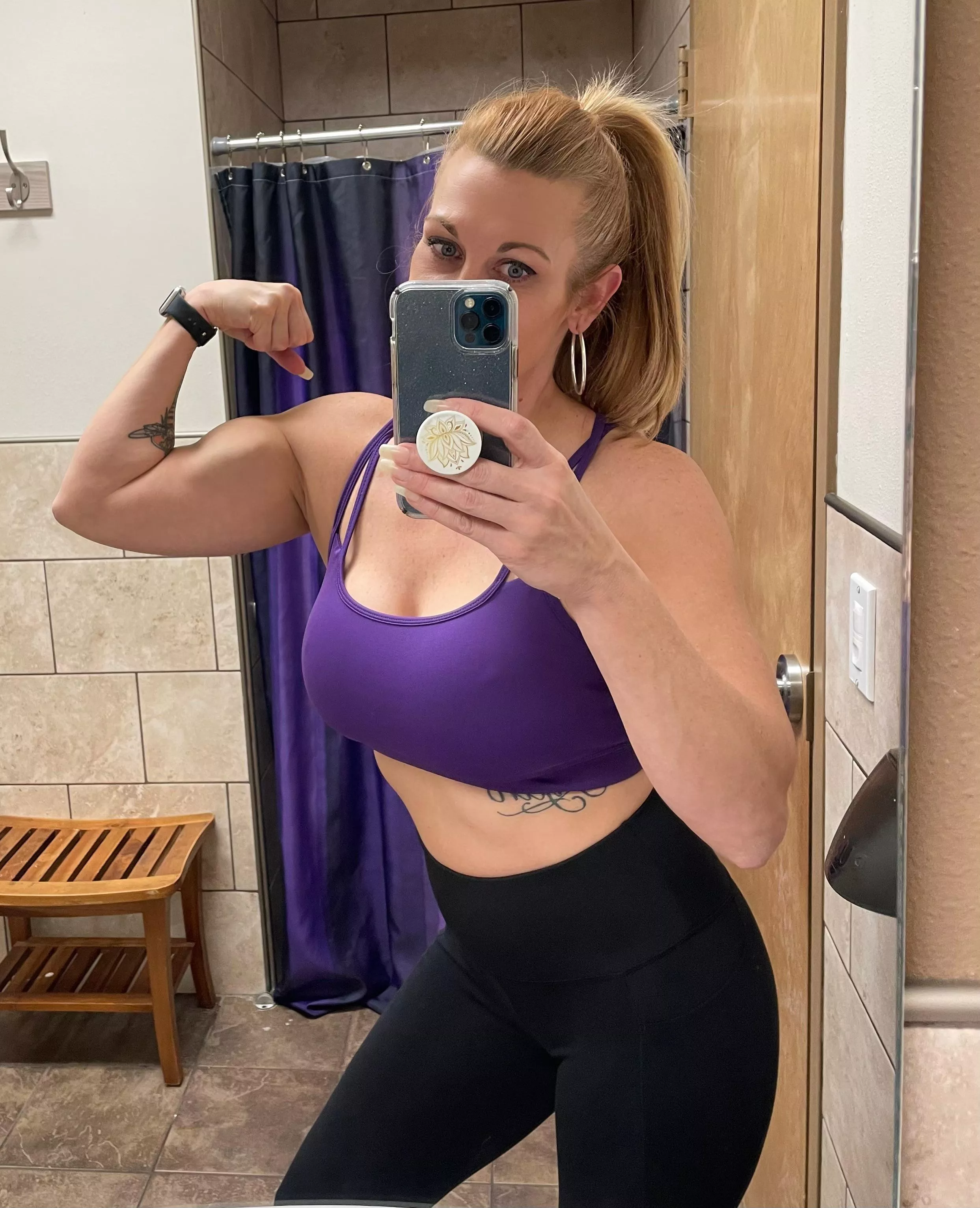 When your outfit matches the gym shower curtain…you have to take a selfie