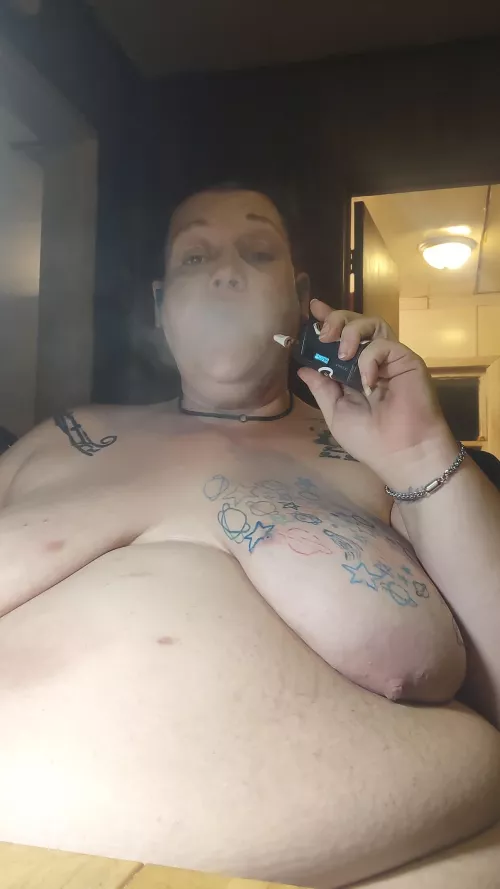 Who else is stoned as hell right now?