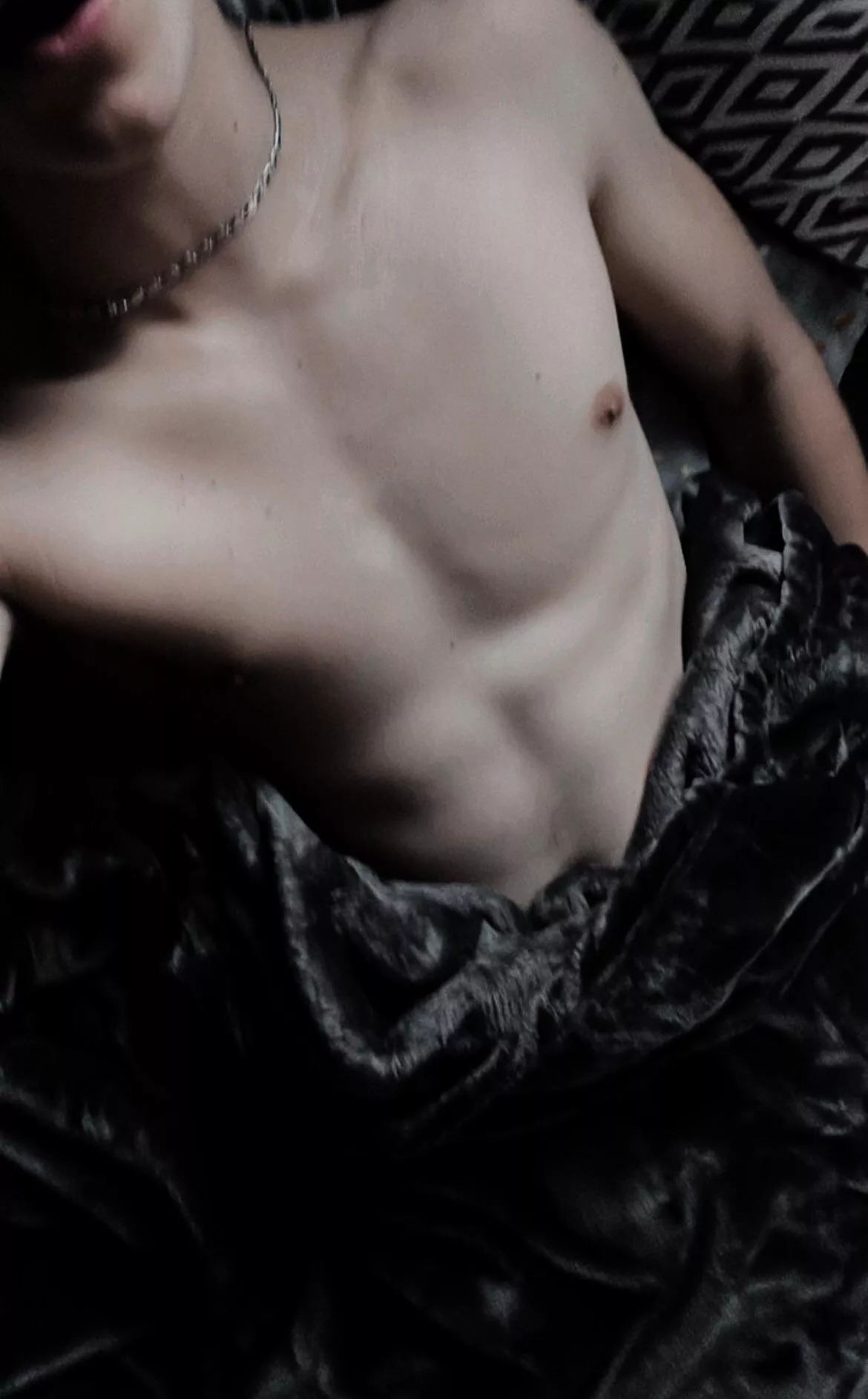 Would you like to see my cock🤤🤭