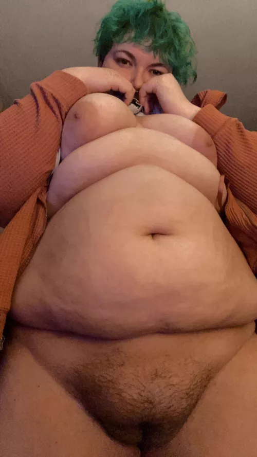 You know those days when suddenly it’s 1030pm and you haven’t done anything but now you’re suddenly horny for no real reason?