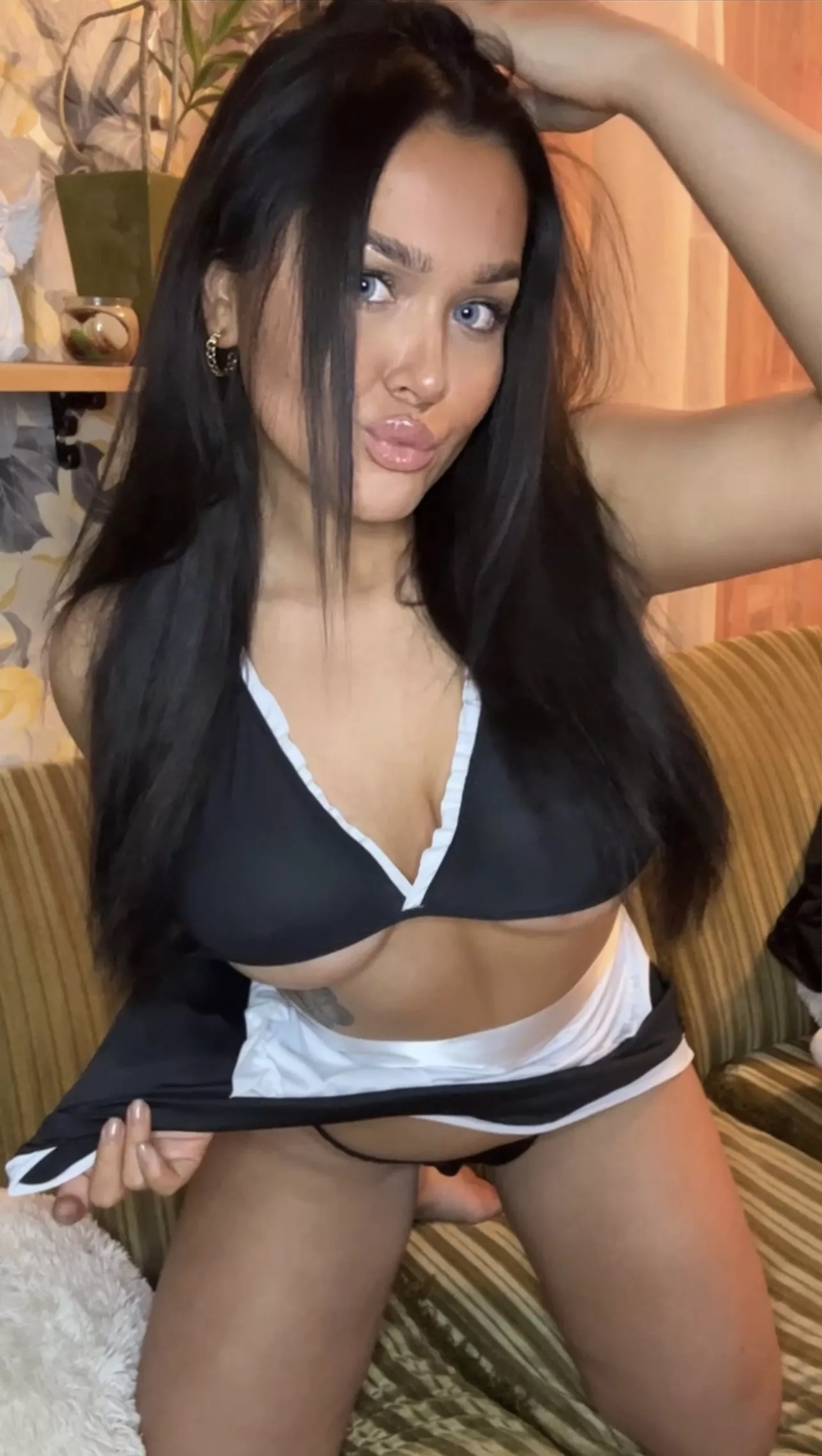 Your naughty housewife