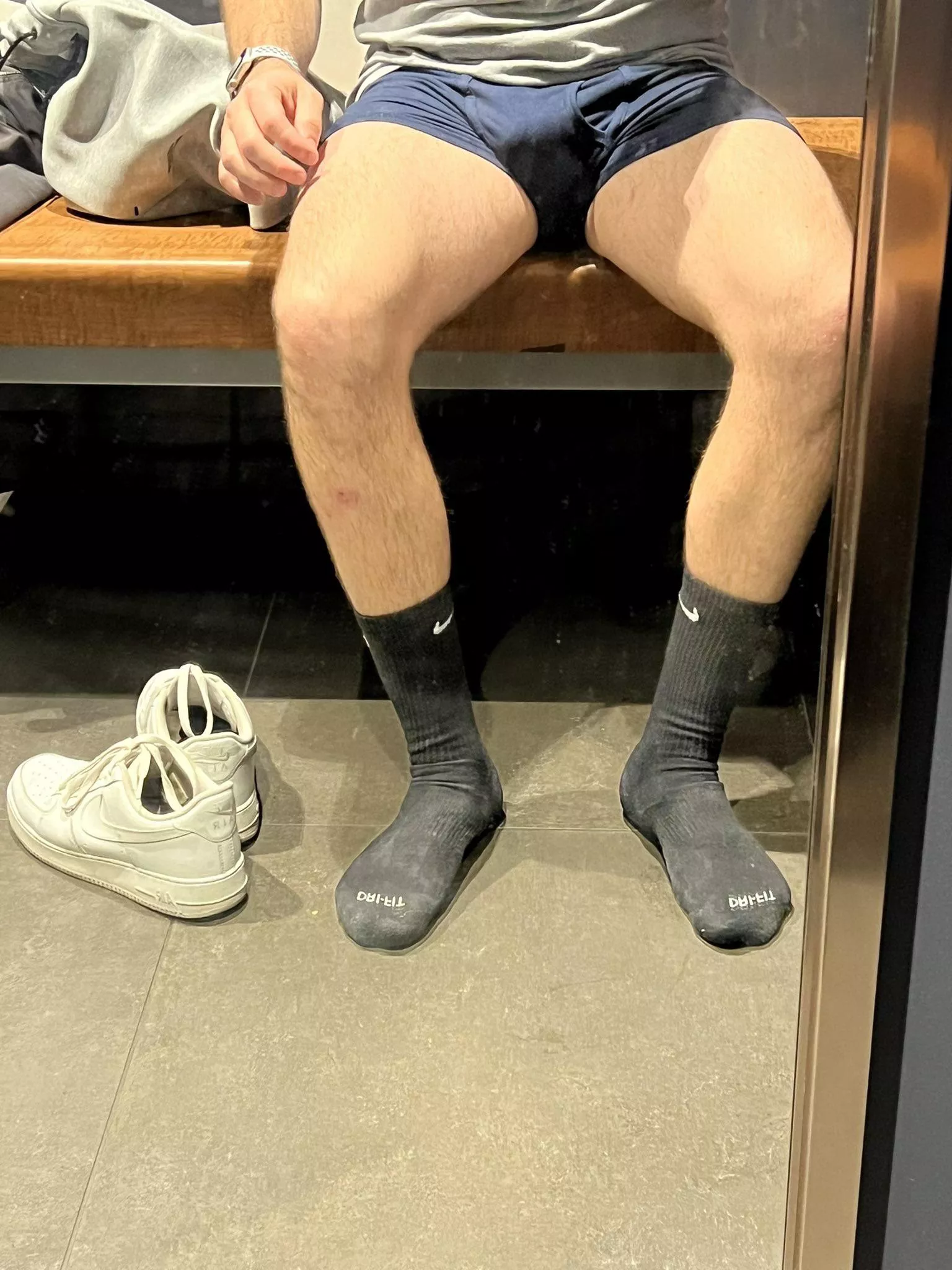 23M Croatian athletic uncut (not for long) looking for jerk bud @marko_m2912