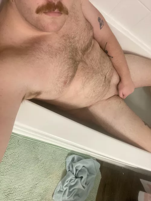 24 top looking for some sexy bottoms to play with. DM’s open