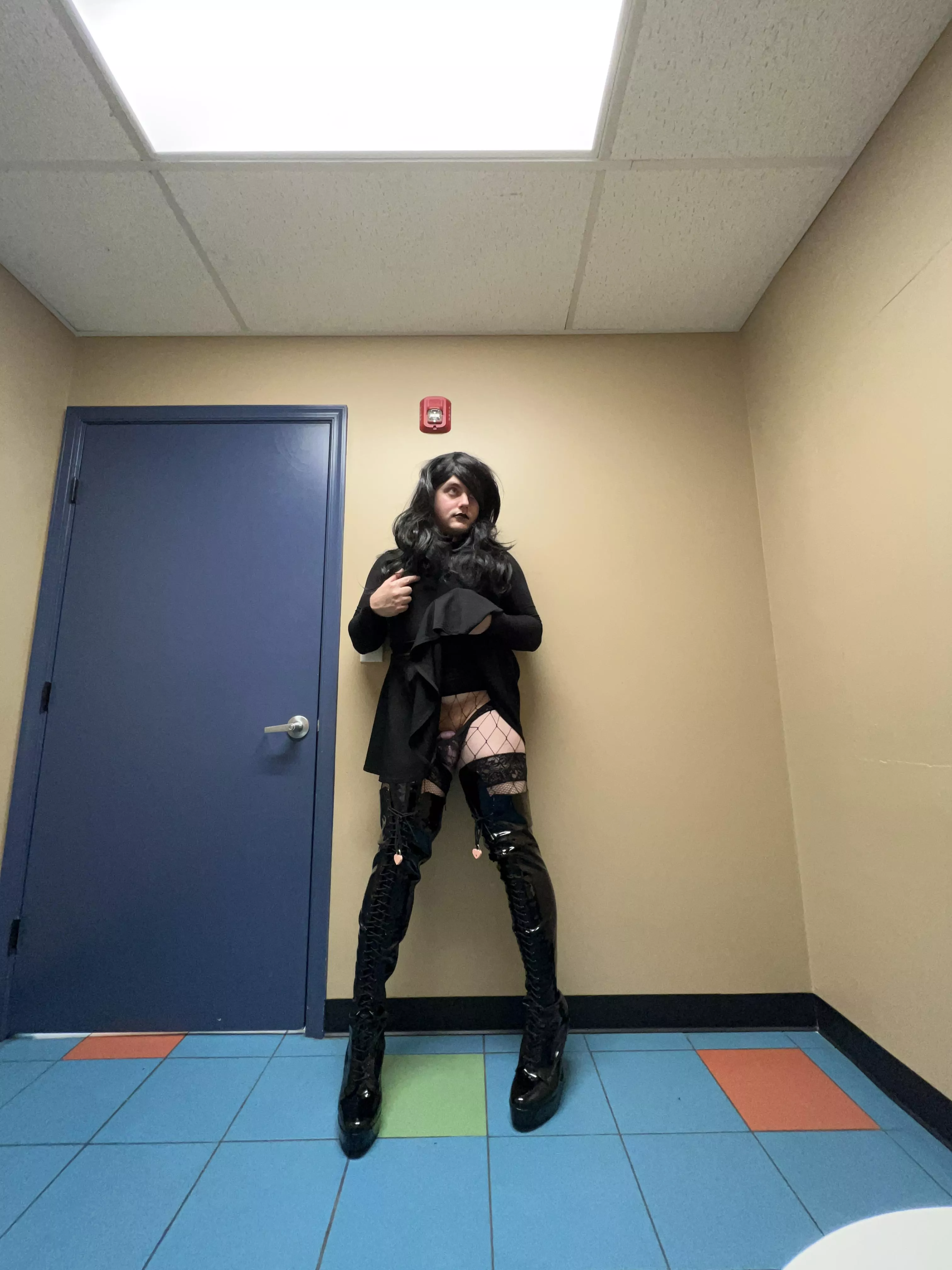 Average men’s room in 2023