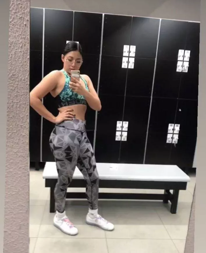 Can I send you nudes like this every day