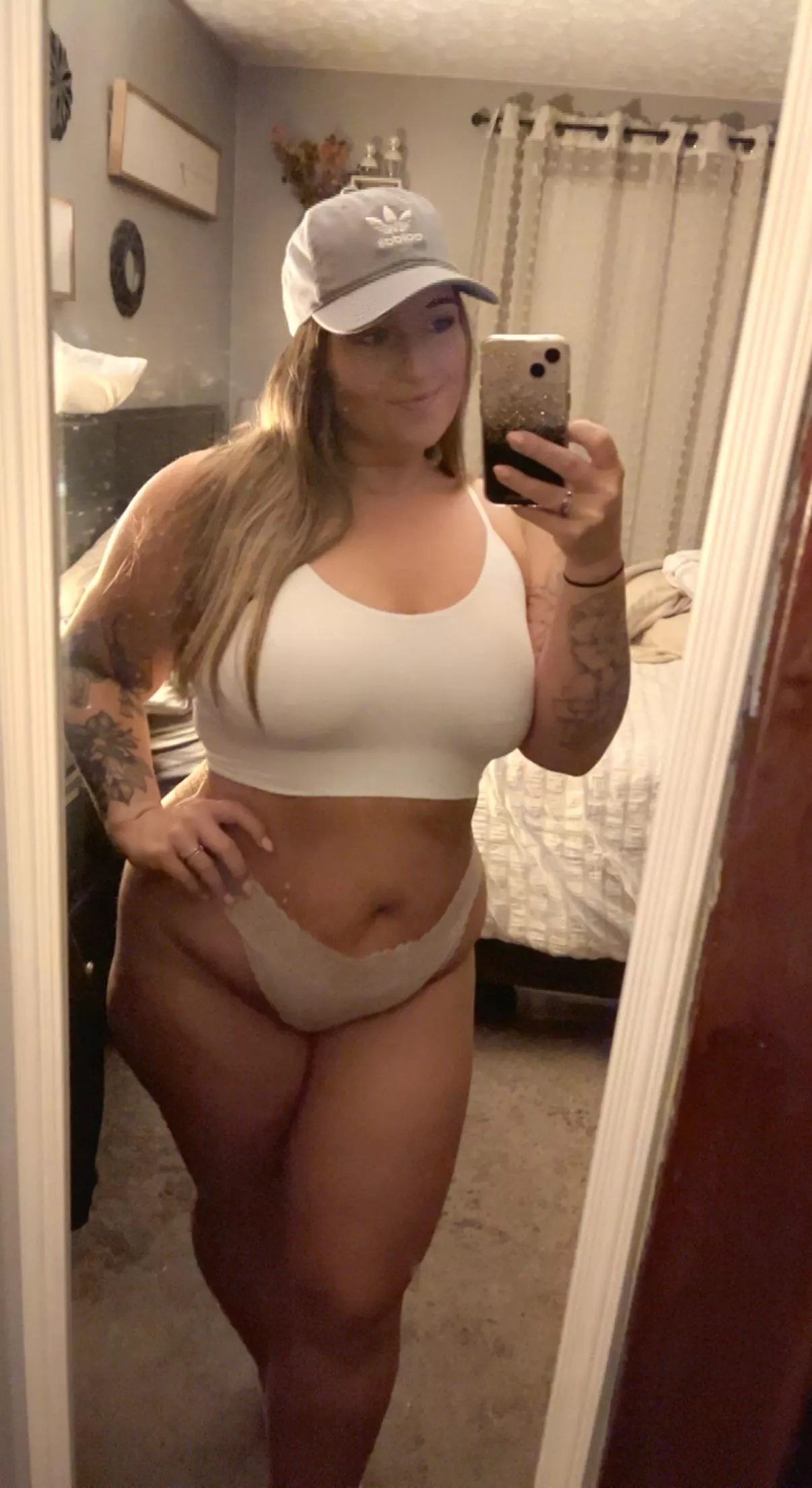 Didn’t wanna get dressed today😒 F30