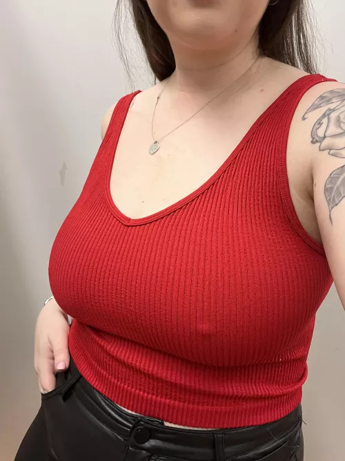 Don’t usually wear red but I’m liking it…