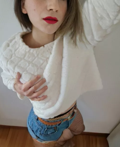 Happy femboy Friday my dears 🏳️‍⚧️