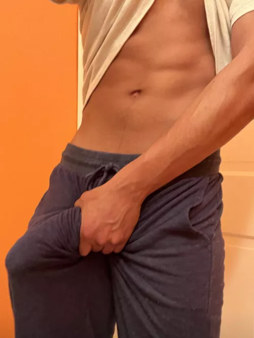 I bet it’s bigger than you think. Wanna see?