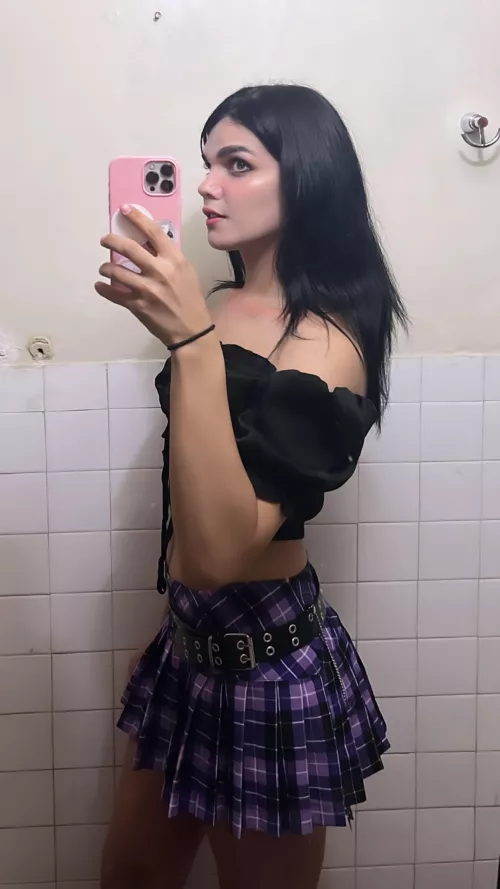 I don’t feel good so a compliment would def make my day better :3