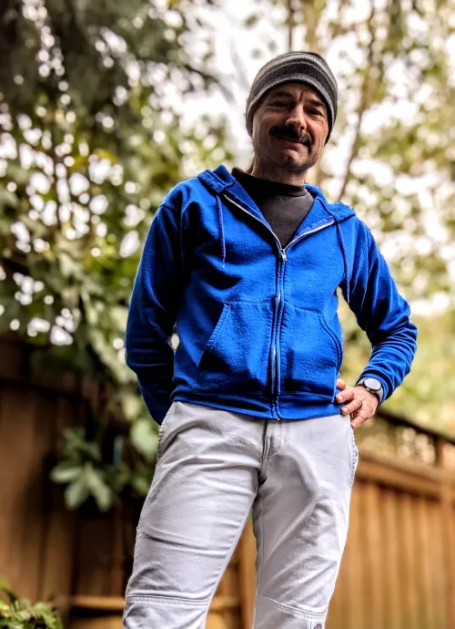 I like showing of my bulge for you