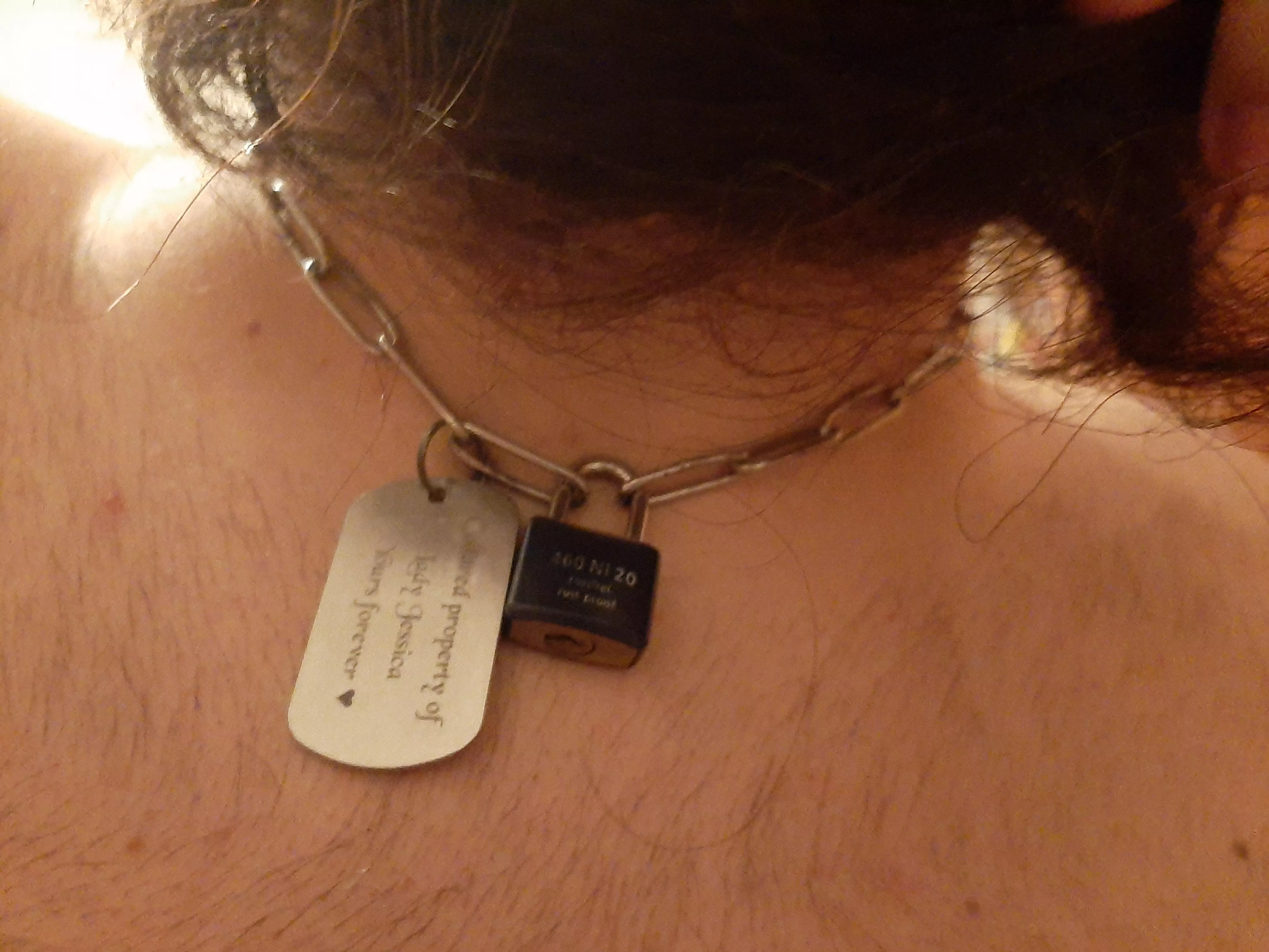 I love to wear my locked chain necklace 🔒 I don't have a key!