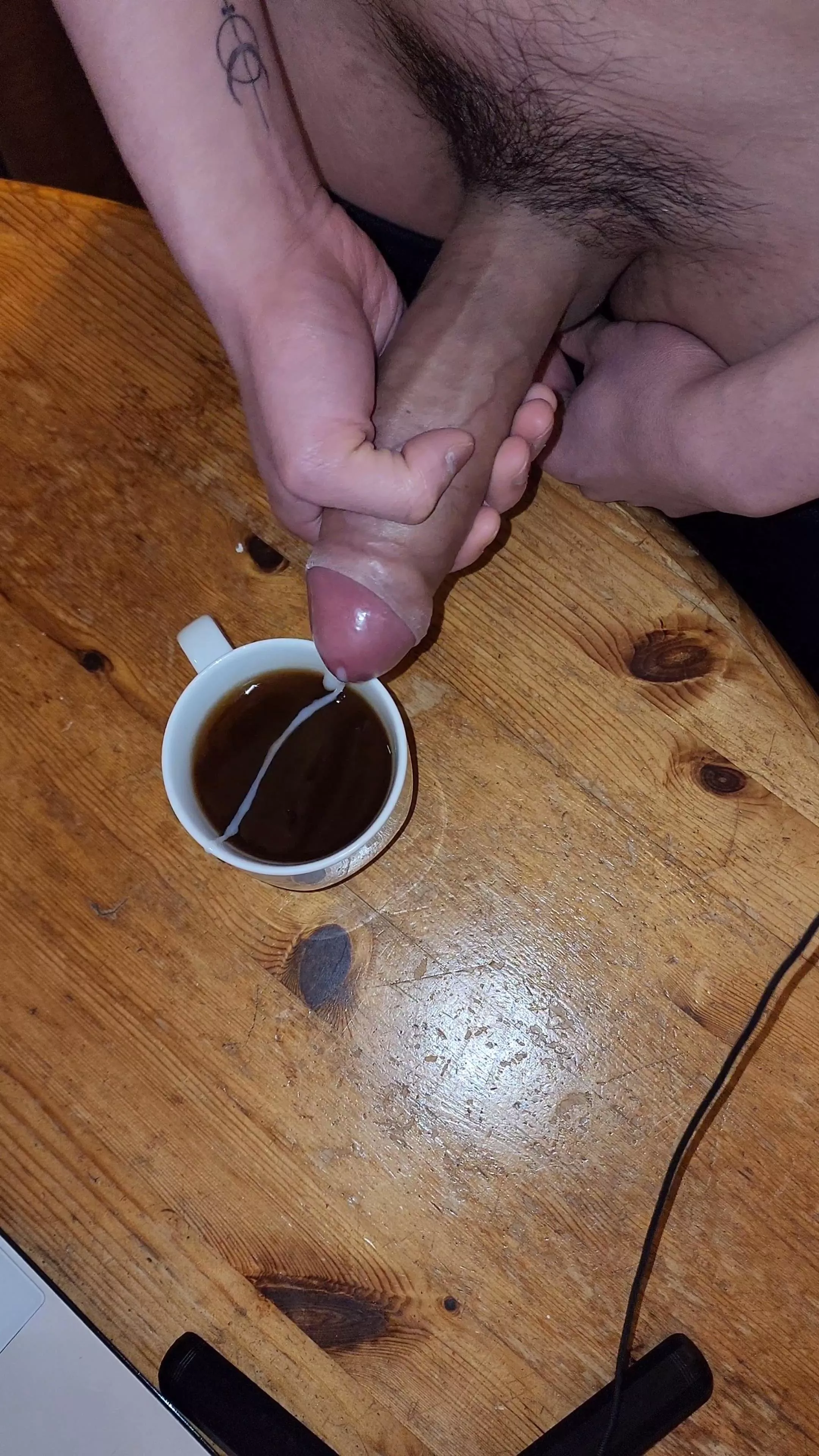 I want to watch you drink this in front of your girl 👅