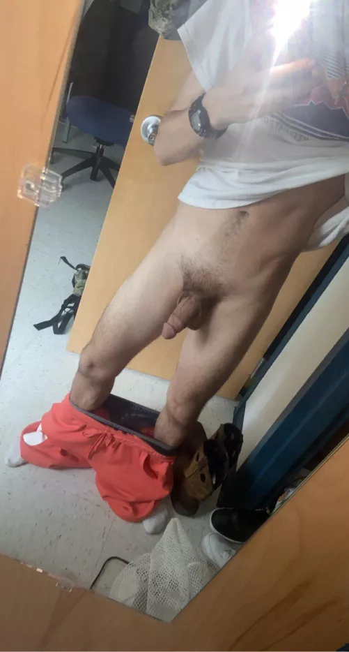 Just got home come sniff me 👃🏼