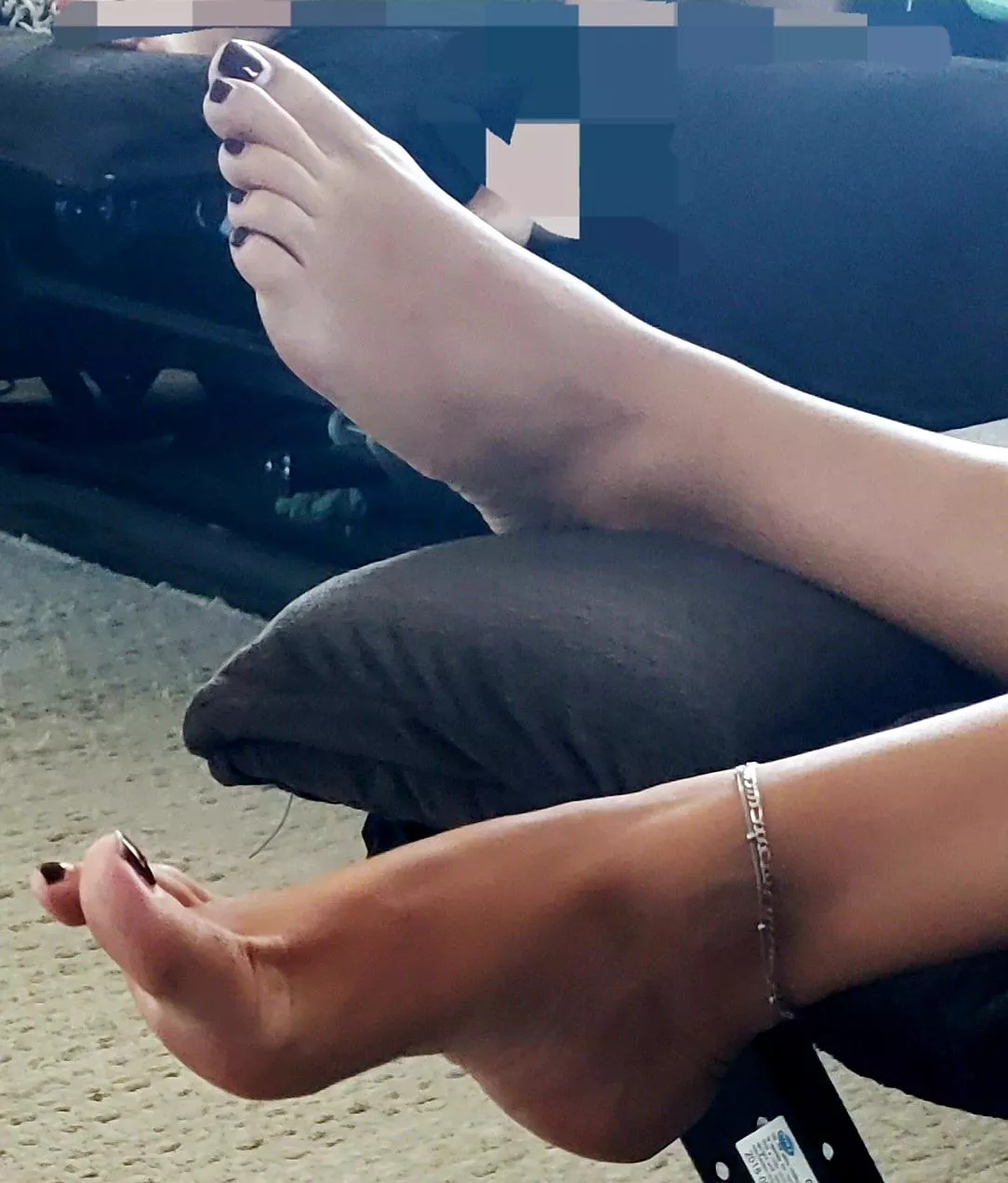 let my wife know how much you like her sexy feet