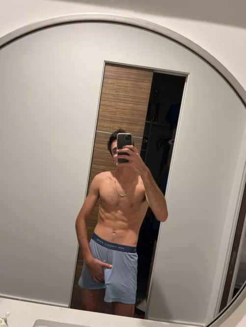 My boxers r like the bread in a sandwich…it keeps the savory meat inside