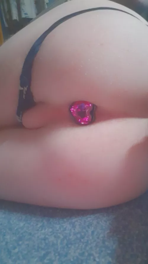 Plump femboy butt 🍑❤