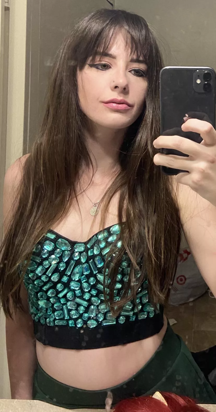 Repost because the other photo cropped out my midriff 🤦🏻‍♀️