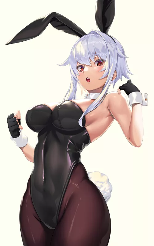 Silver-Haired Bunny Girl