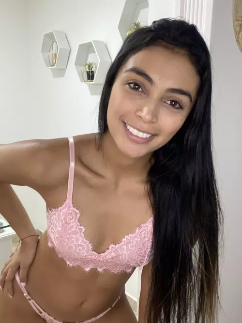 Slutty girl don't get hurt!