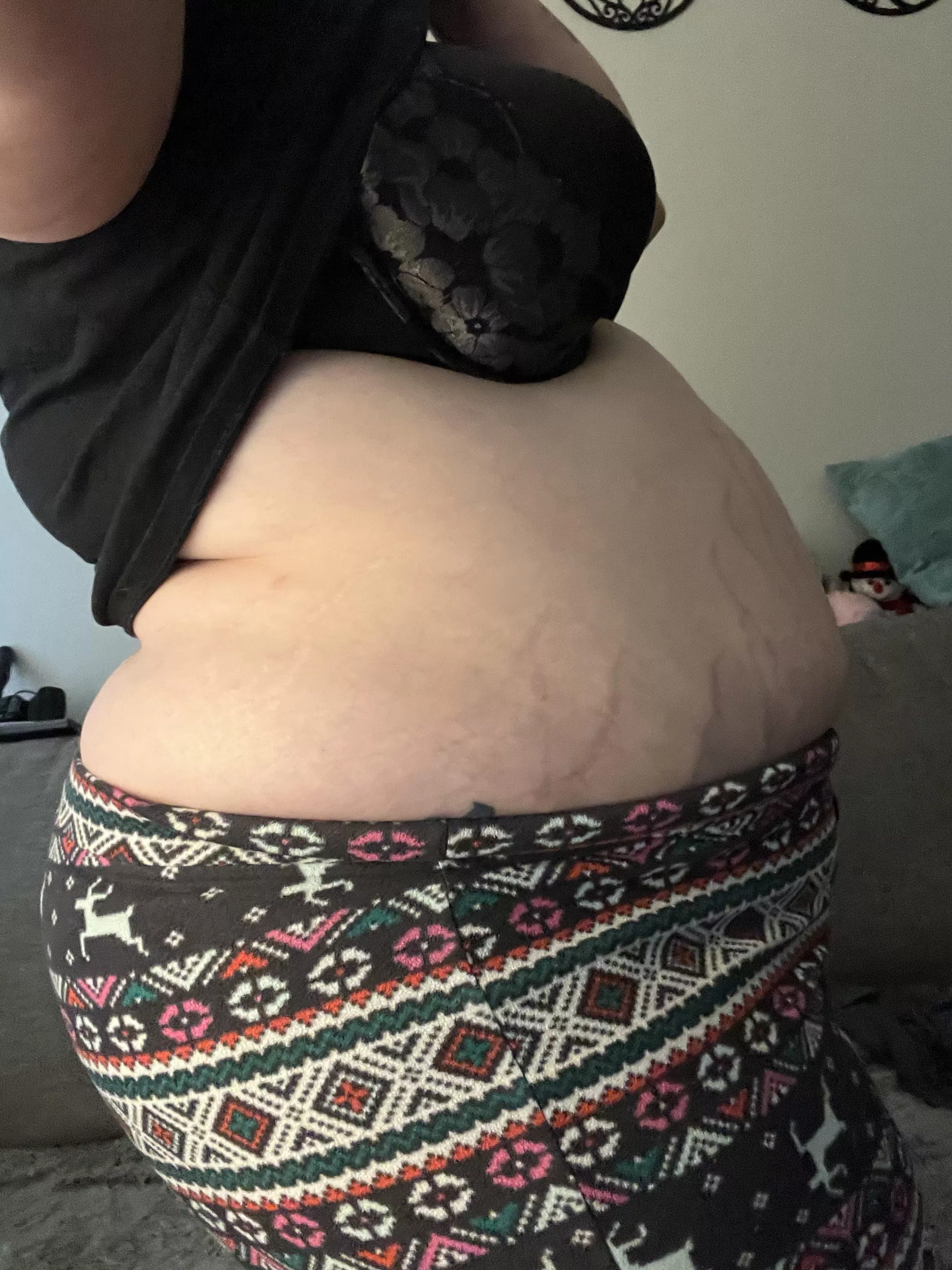 So stuffed and round! Alll the sandwiches, a liter of coke, and ice cream.