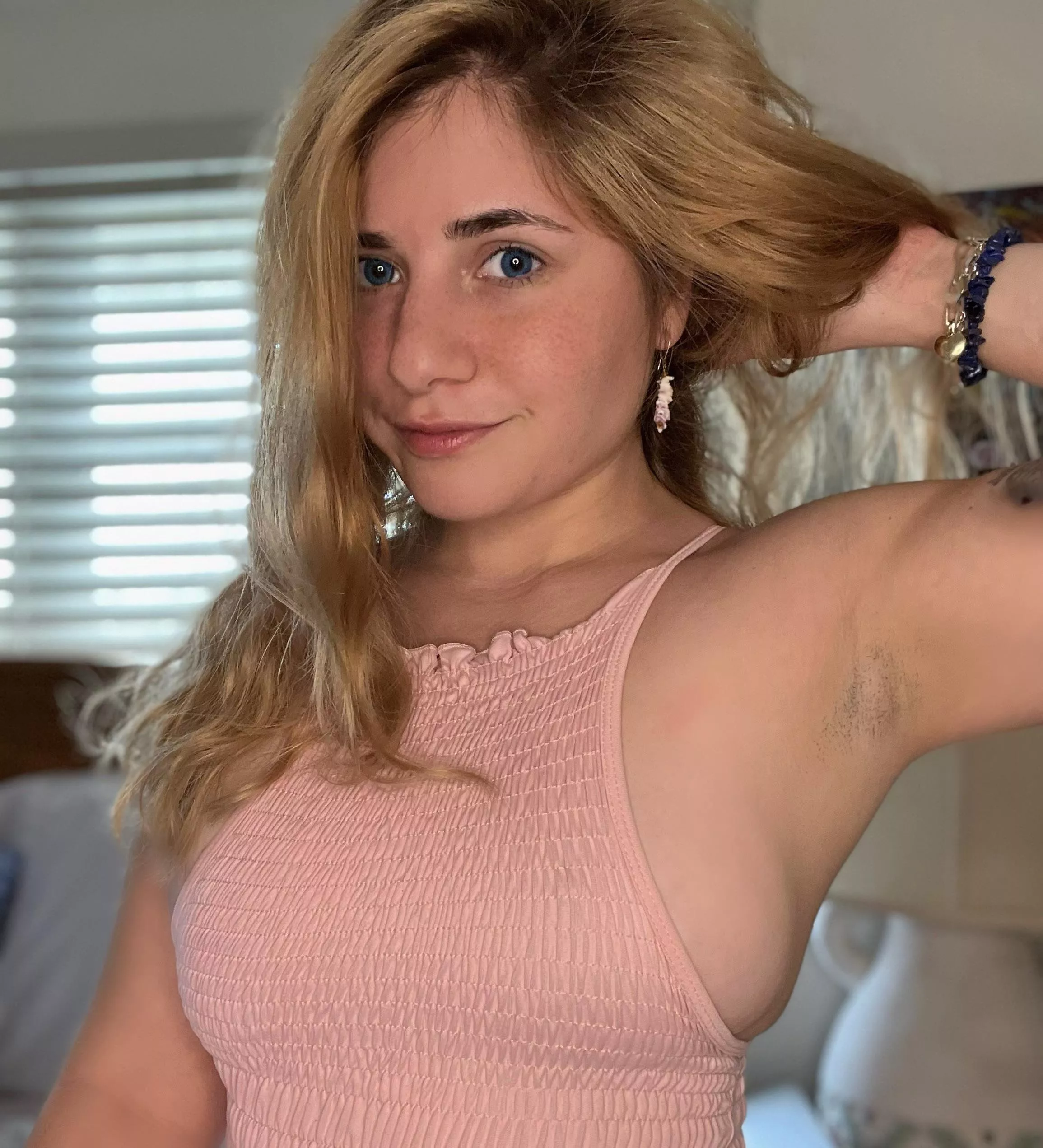 Some stubble 🙈💕