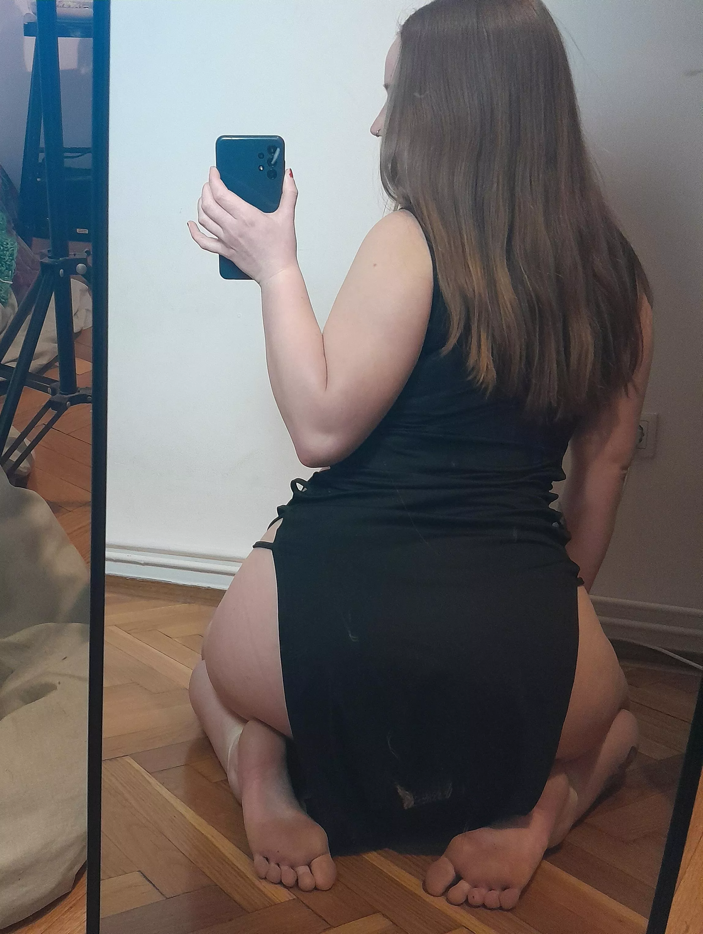 The perfect dress for this pose