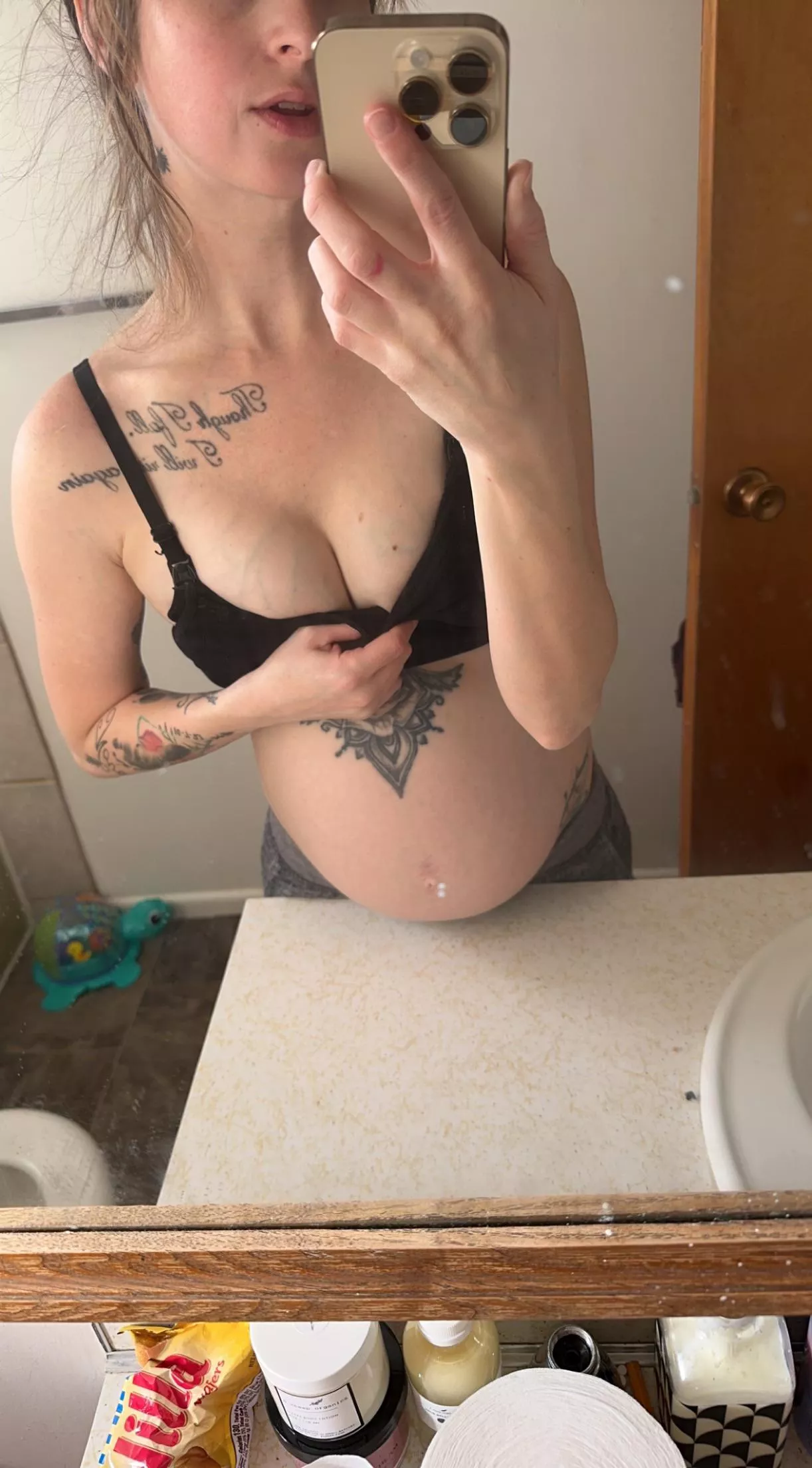 Thirsty Thursday! Come get a lick