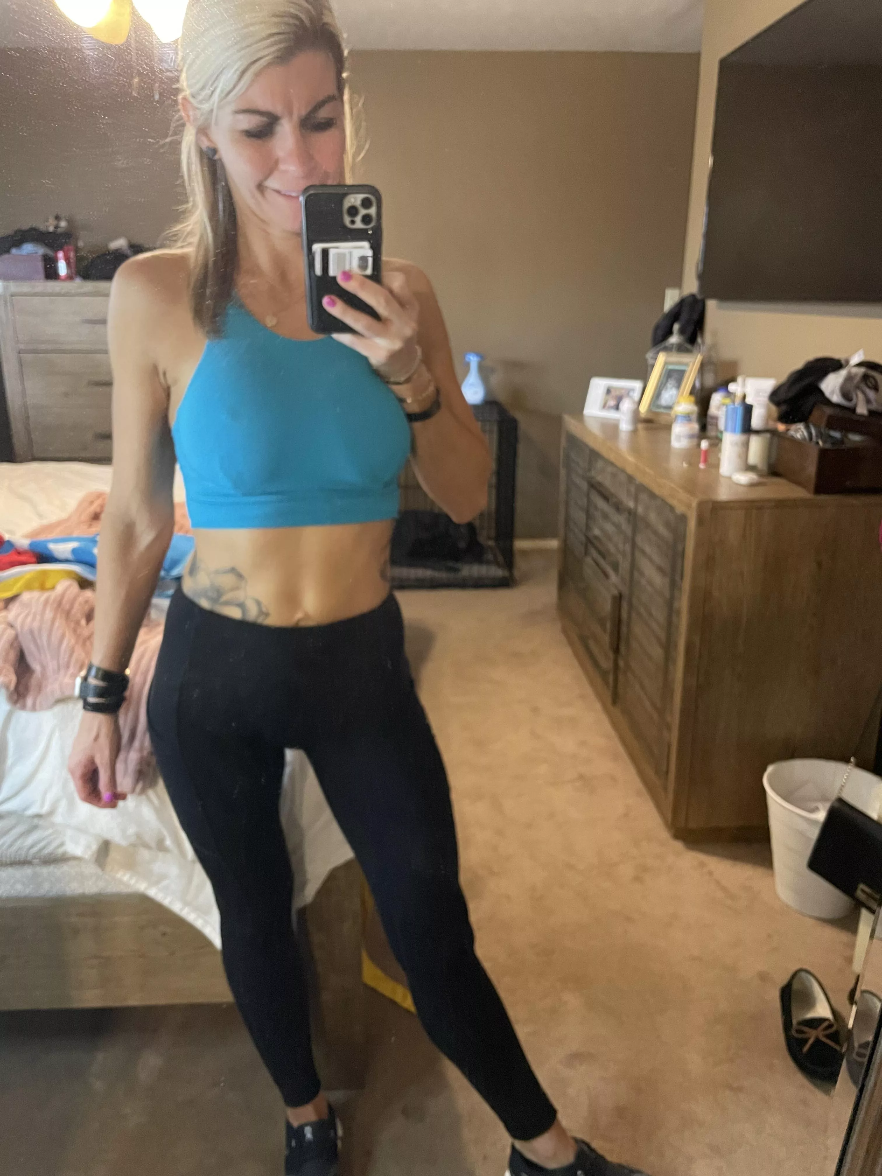 Time to hit back and biceps! Gotta keep this average body fit!