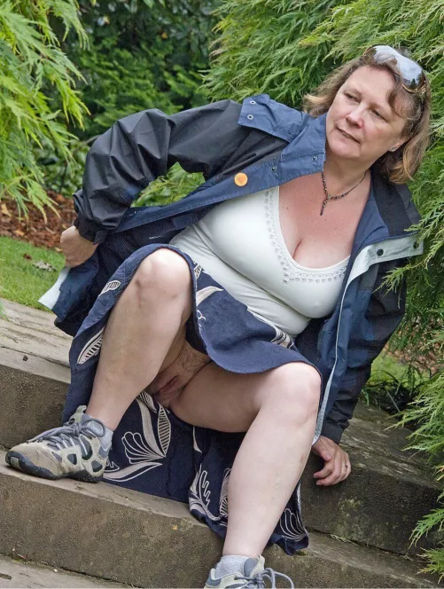 Would you be able to stop staring if you saw her out and about?