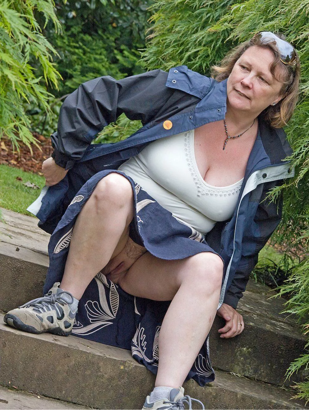 Would you be able to stop staring if you saw her out and about?