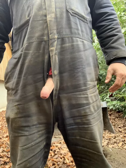 Wouldn’t be Friday if I didn’t get my dick out!😂