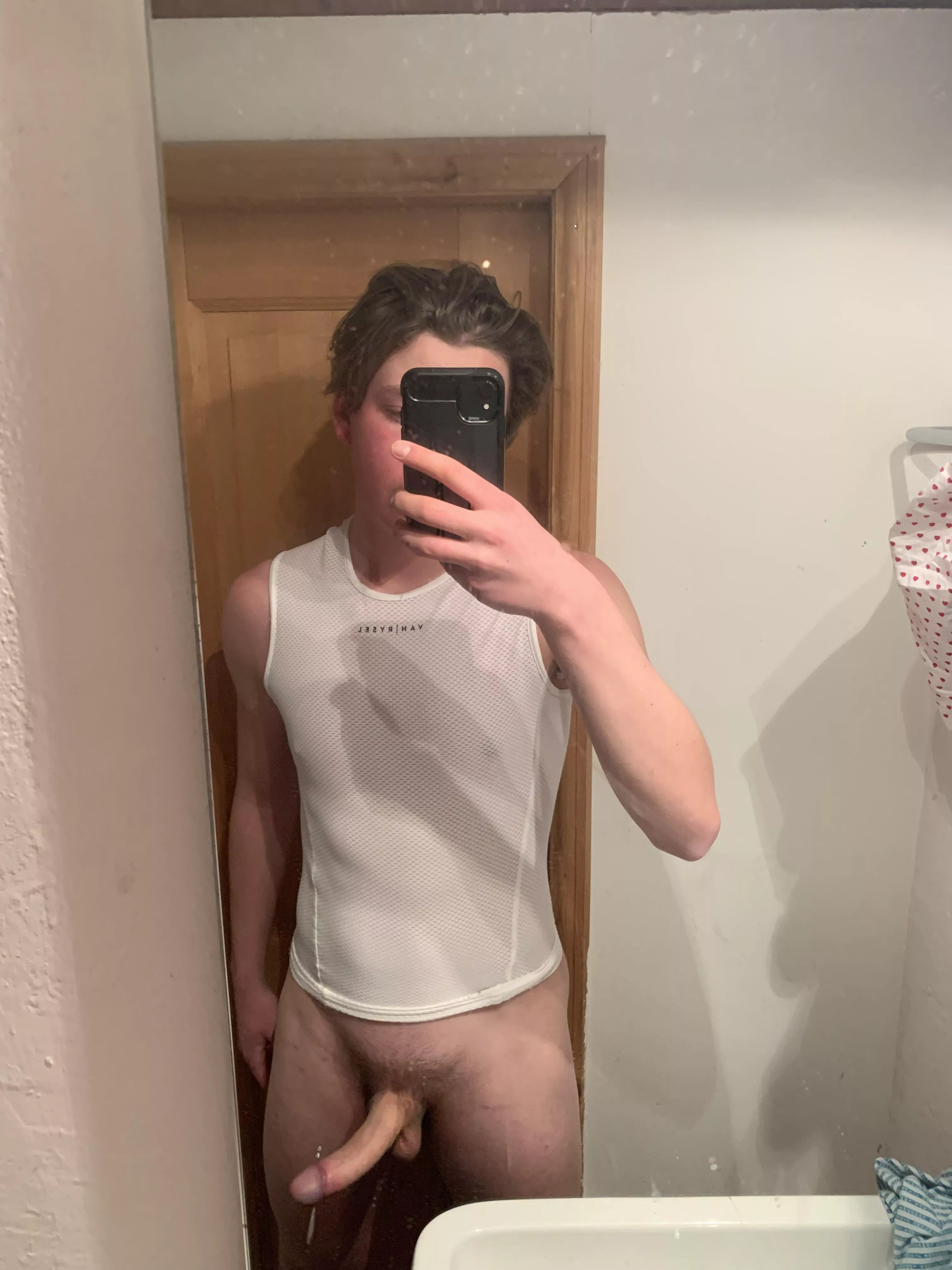 18, horny after a my daily bike ride 🚴