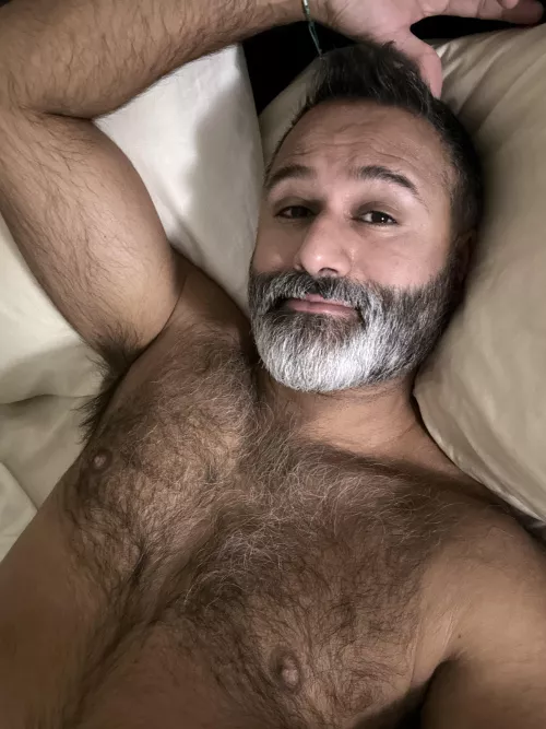 40 Hairy dad hmu samchatting6