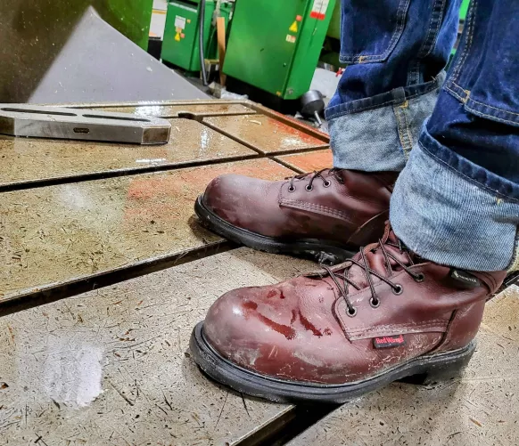 Can confirm that the Super sole 2.0 boots work well to prevent slipping on oil.