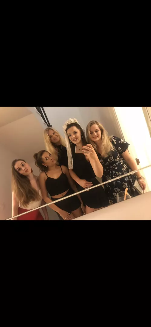 Choice of 5 Brits on a hen/bachelorette party