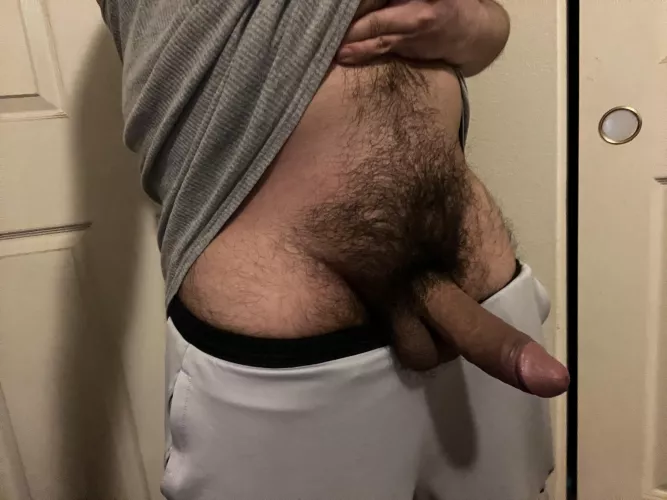 Come make me harder than i already am 🤤🤔