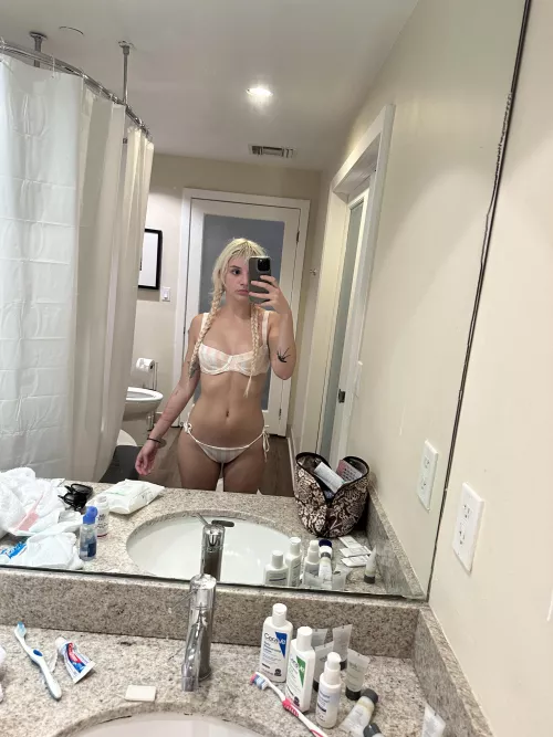 Do u think im cute :)