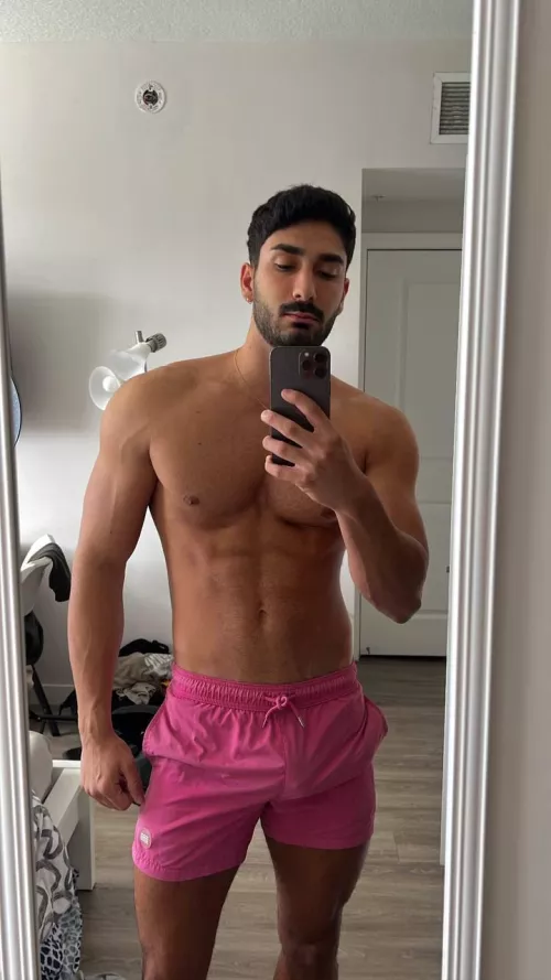 do you like my pink underwear? 😉