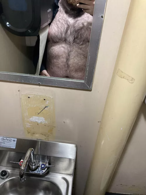 Excuse the dirty ass work bathroom. Hmu y’all ;)