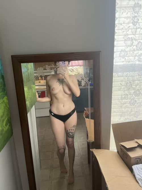 Good morning 🦋 Nb 24 5’4 124 Ibs