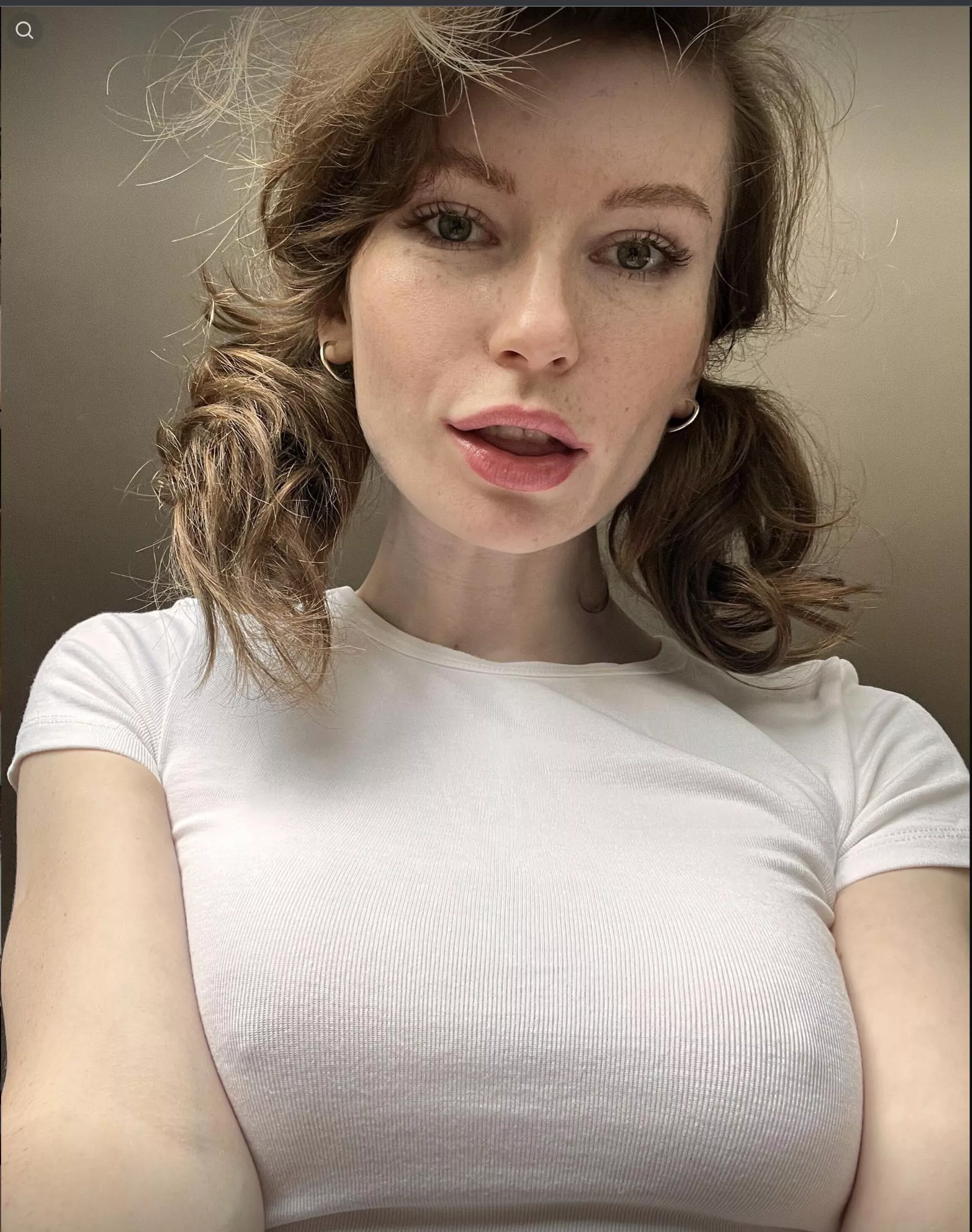 I like it when my boobs feels free;)