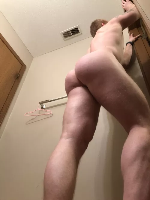 I need a cock or a tongue sliding between these cheeks