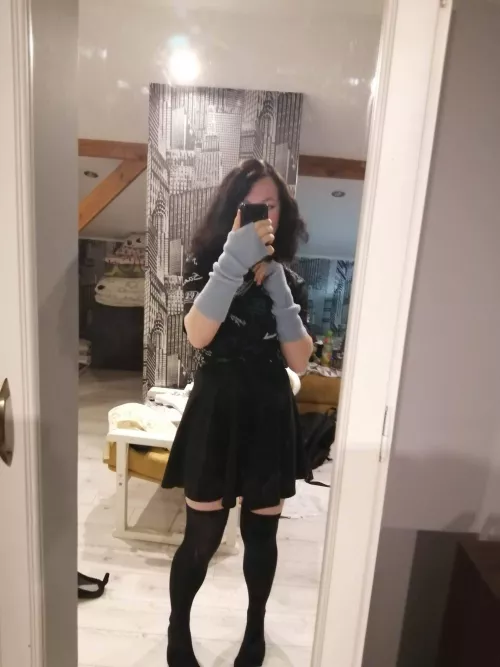 i wanted to post more pictures and ask about my makeup but I can't... So how do I look?