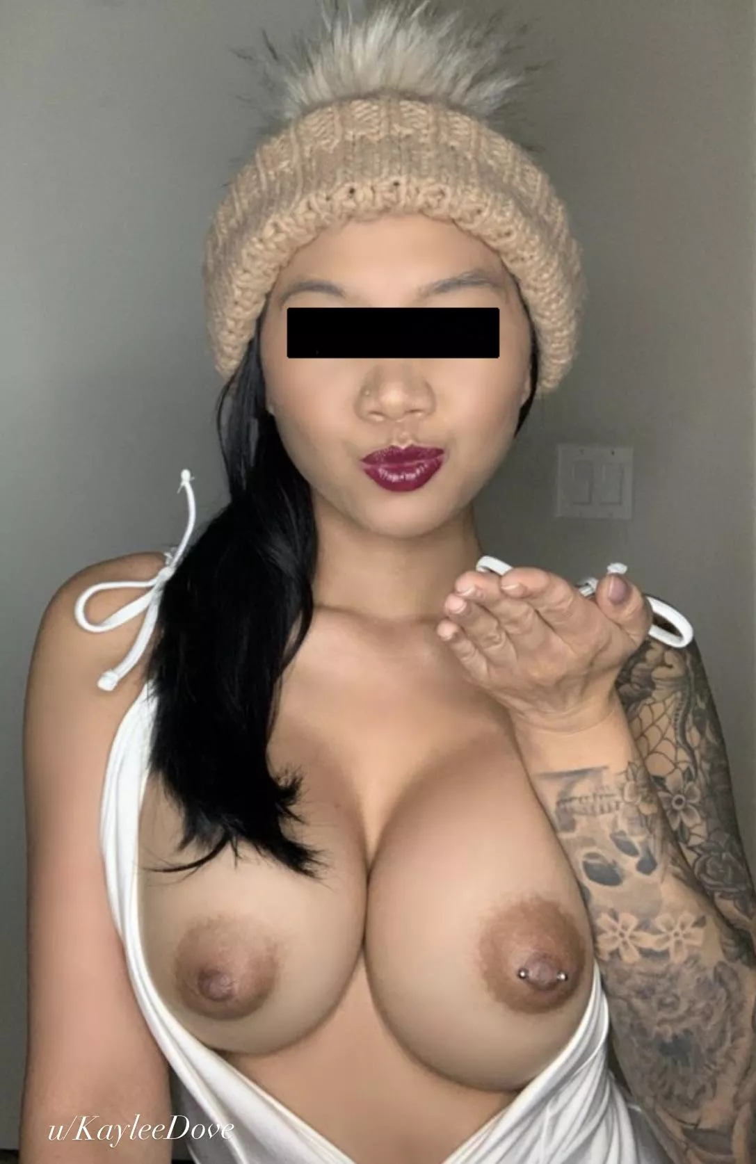 I welcome all loads 💦 Here’s an open invitation to cum all over my Asian tits 😘