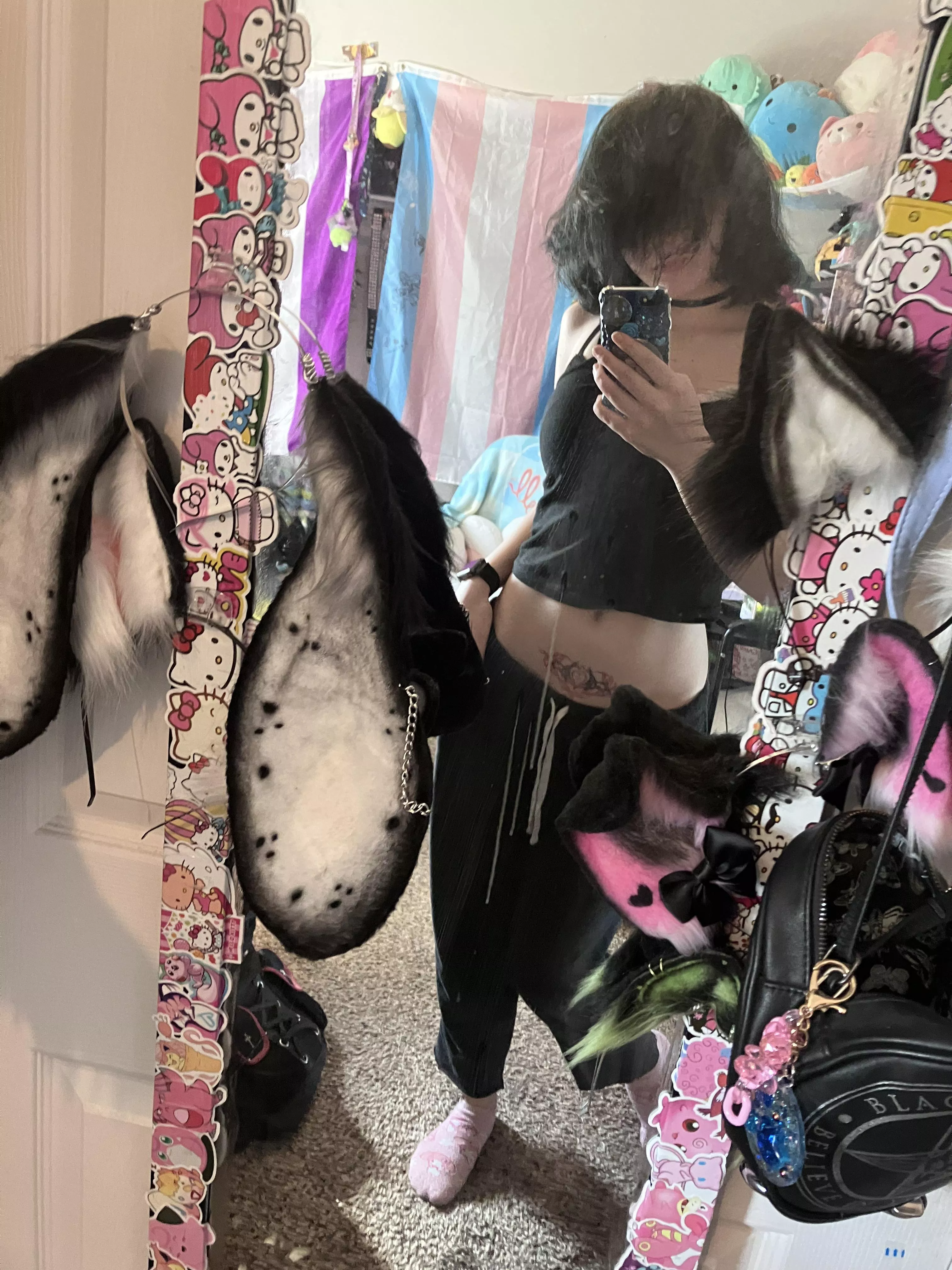 I’ll give you one guess of what my favorite colors are lol