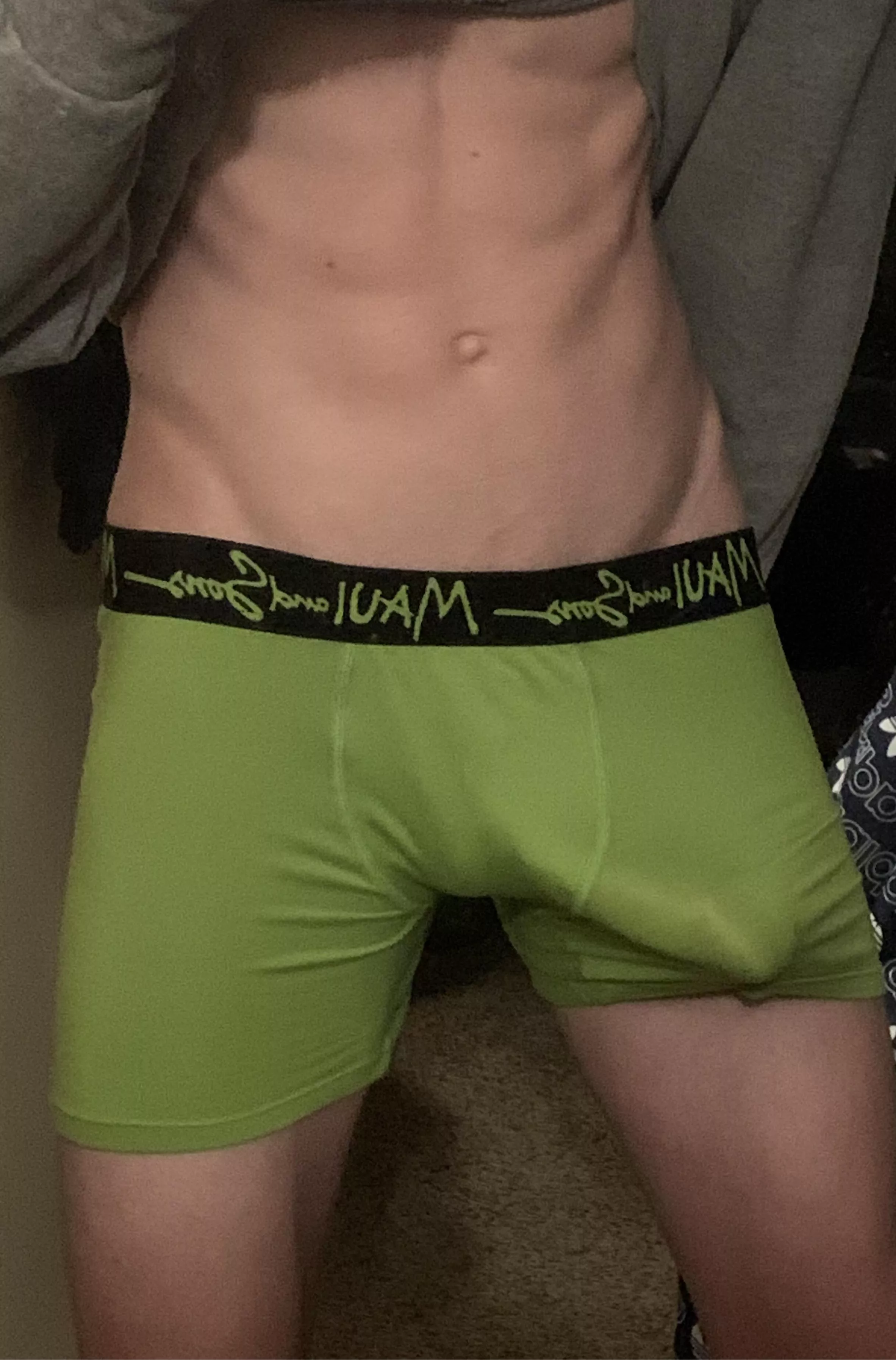 Im tired of pussy, now I need some bussy to grind on.