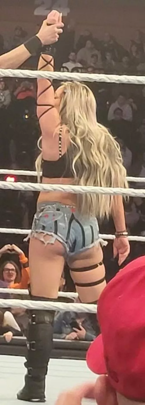 Liv Morgan 🍑